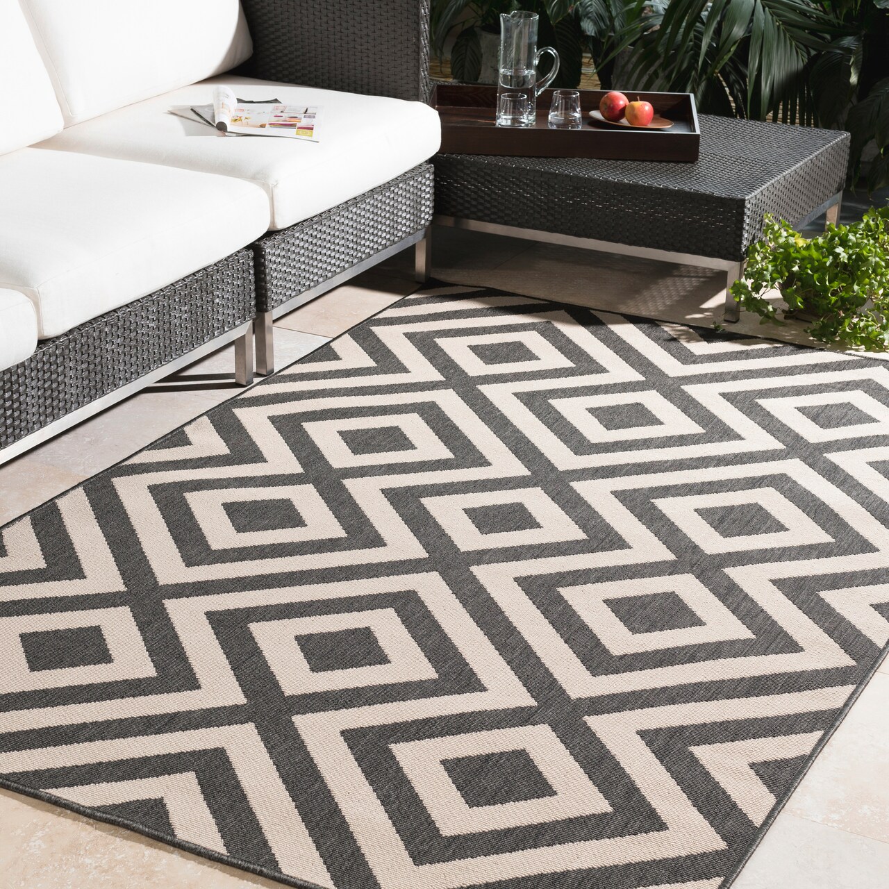 Diva At Home 3.5' x 5.5' Diamond Dart Espresso Black and Sandy Beige Area Throw Rug